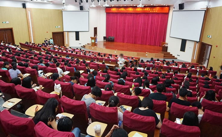 靚爆鏡的廣科院松山湖新校區(qū)多功能報(bào)告廳!報(bào)告廳舞臺(tái)機(jī)械及舞臺(tái)吊桿等建設(shè)項(xiàng)目由通用舞臺(tái)承建