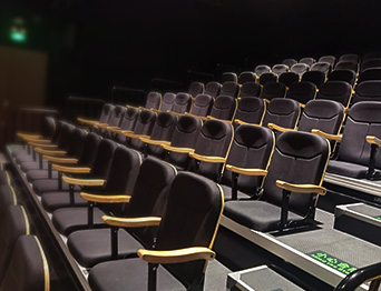 泰州通用舞臺(tái)設(shè)備、舞臺(tái)吊桿幕布承建廣州南方劇院舞臺(tái)項(xiàng)目