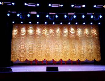 廣西防城港電視臺(tái)演播廳